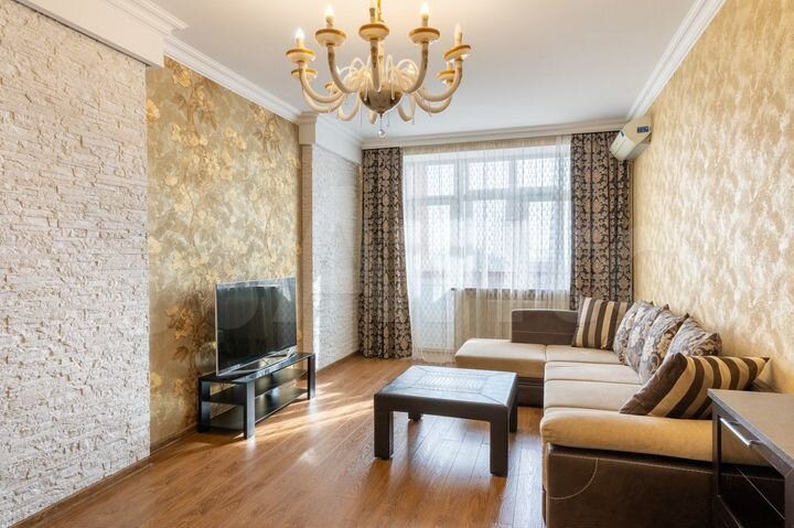 2-к. квартира, 80 м², 12/25 эт.