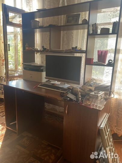 Компьютерный стол