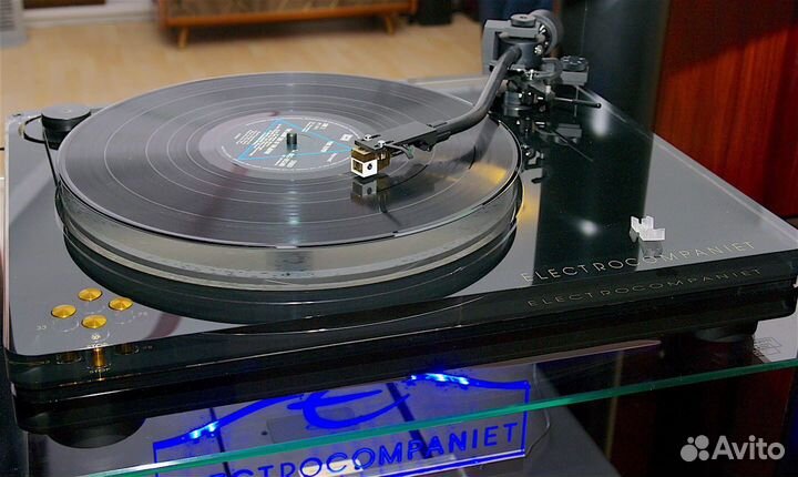 Проигрыватель Electrocompaniet ECG-1