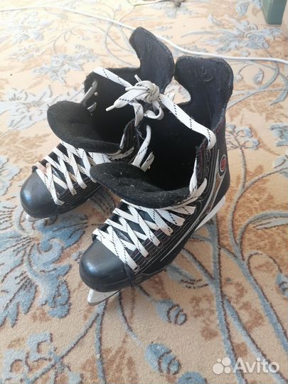 Коньки хоккейные