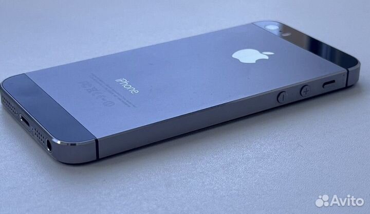 iPhone 5S, 32 ГБ