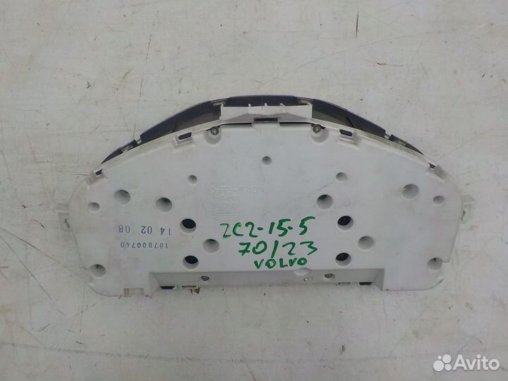 Щиток приборов (панель приборов) Volvo S40 2004