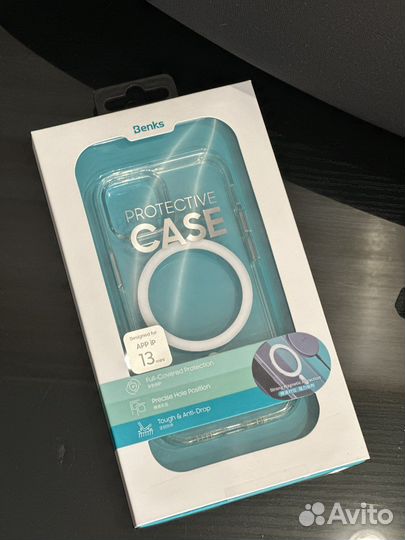 Чехол на iPhone 13