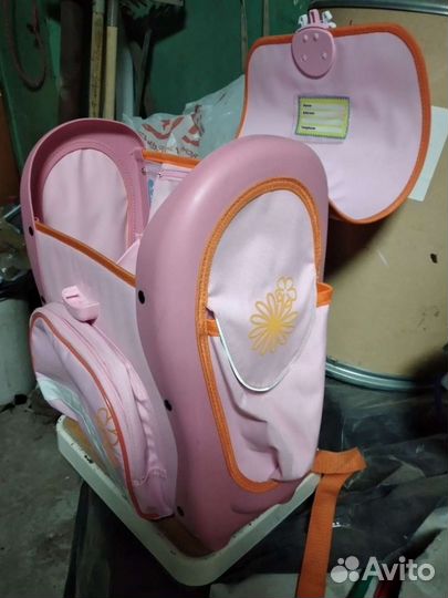 Школьный ранец