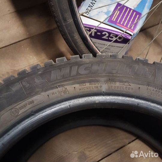 Michelin X-Ice North 3 215/55 R17