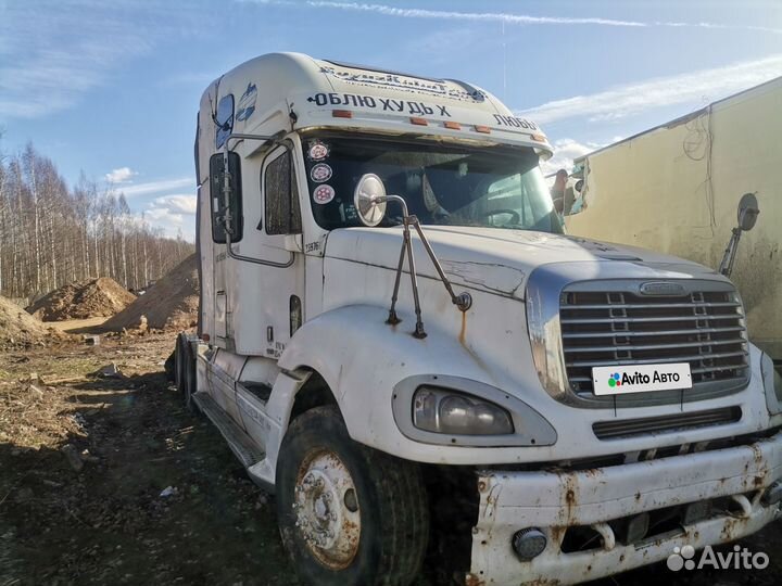 Freightliner Columbia, 2000