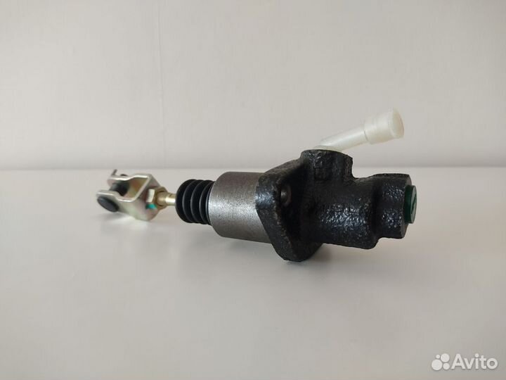 Новый главный цилиндр сцепления Chery Fora
