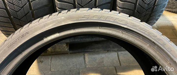 Pirelli Winter Sottozero 3 235/35 R20