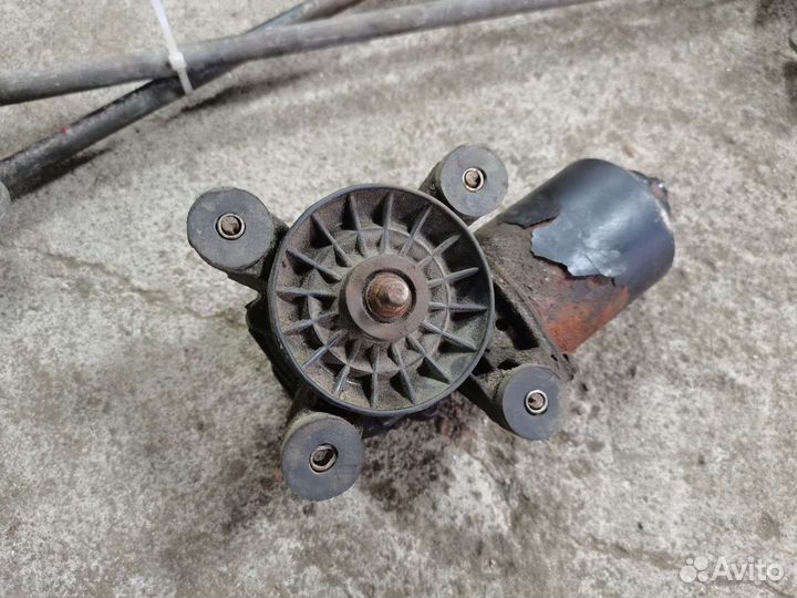 Моторчик(трапеция) дворников galant 8