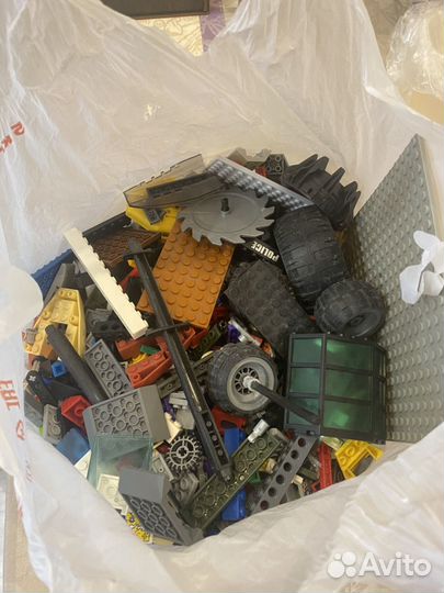 Пакет с Lego