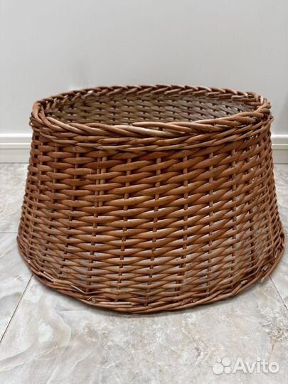 Корзина юбка под елку из натуральной лозы