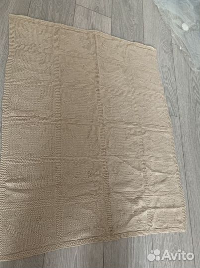 Пледы из тонкой шерсти в детскую кроватку