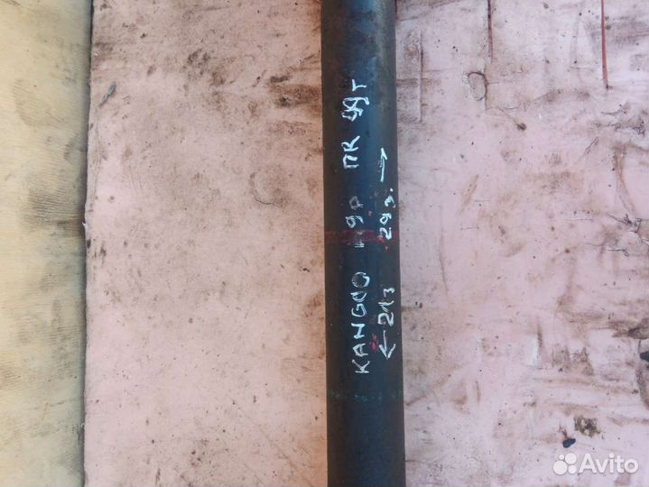 Полуось передняя правая (приводной вал, шрус) Rena