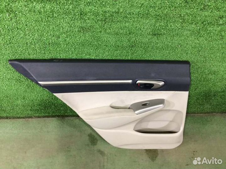 Обшивка двери задняя левая Honda Civic FD3 LDA