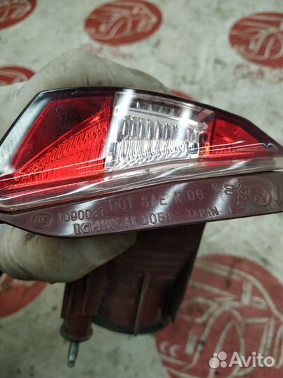 Фонарь задний левый Infiniti Fx35 S51 VQ35HR
