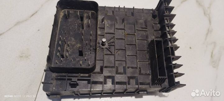 Блок предохранителей Skoda Octavia 2 (A5) рест. 1Z