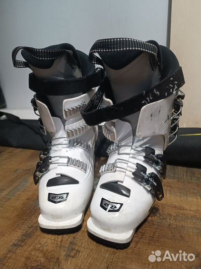 Горнолыжные ботинки