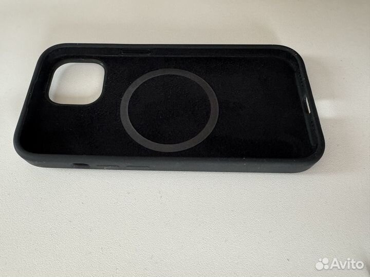 Чехол vlp Tint Silicon iPhone 15 MagSafe Black