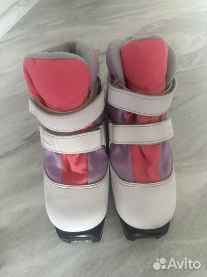 Лыжные ботинки