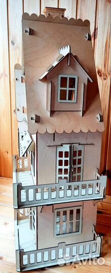 Домик кукольный с мебелью