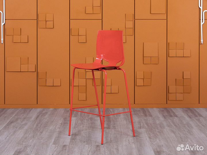 Барный стул