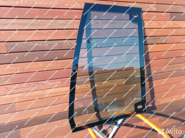 Стекло для Volvo BL61 / BL71 2003 с доставкой