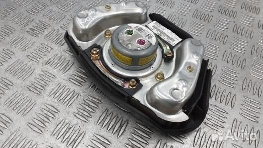 Подушка безопасности водителя mercedes benz M-clas