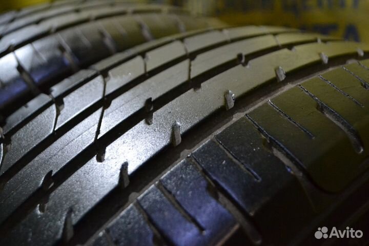 Dunlop Enasave RV504 215/60 R16