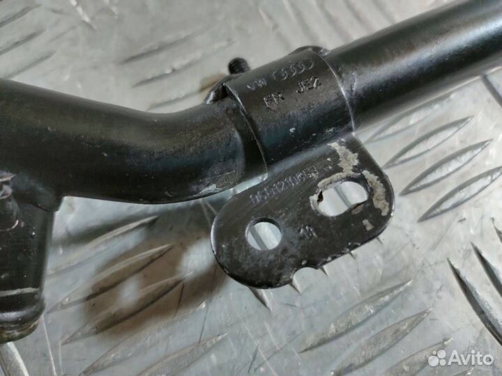 Патрубок (трубопровод, шланг) Audi A4 B7 2006