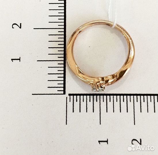Золотое кольцо с бриллиантом 16р