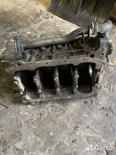 Блок двигателя G4EC