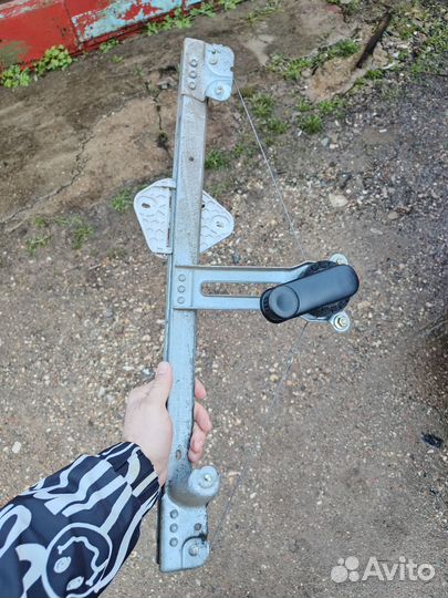 Стеклоподъёмник