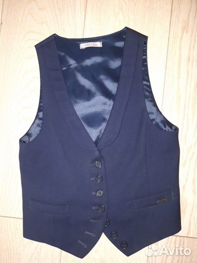 Школьные юбки 4 шт жилет Синар отс р. 140-152