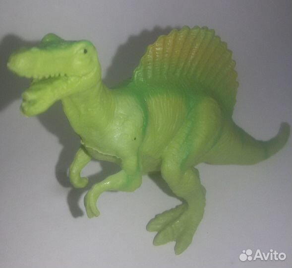 Игрушки: Динозавры, Волк, Пёс, Баран, Корова