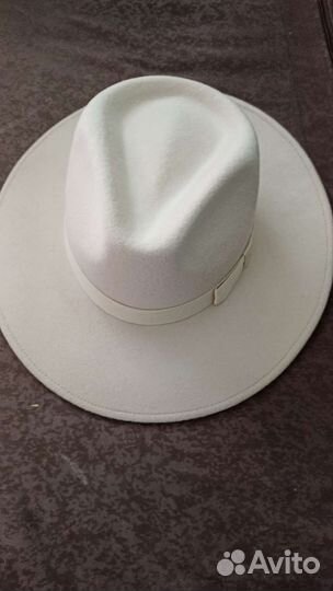 Шляпа женская Федора бежевая