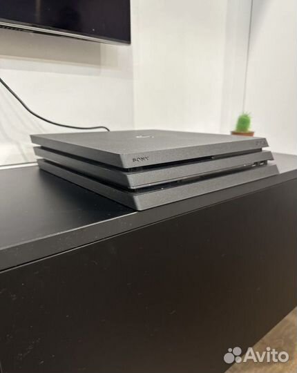Sony PS4 pro 1tb