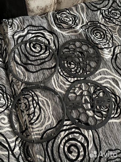 Гриль для 16 динамиков