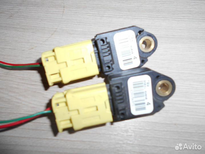 Датчик AIR BAG toyota CorollaVerso 2004-2009