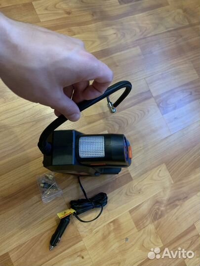 Компрессор автомобильный