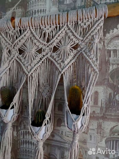 Кашпо подвесное макраме