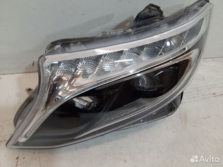 Фара передняя левая Mercedes-Benz V-Class W447