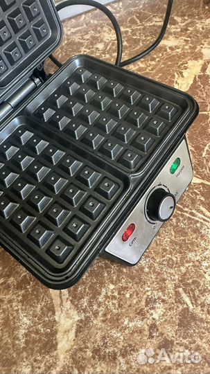 Вафельница kitfort