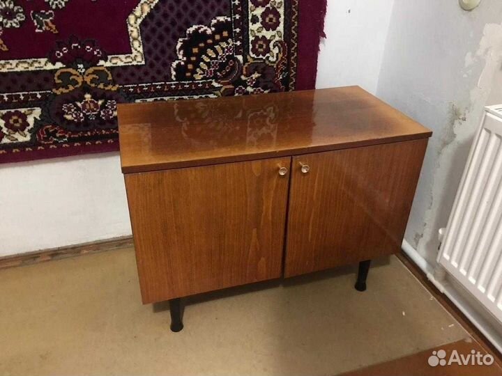 Тумбочка под телевизор