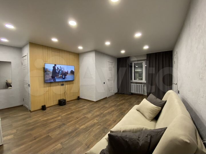 2-к. квартира, 44 м², 5/5 эт.