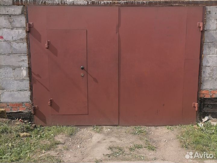 Ворота гаражные металлические