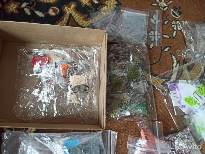 36-Стразы для алмазной мозаики