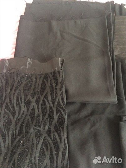 Ткань черная