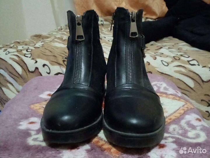 Ботинки женские