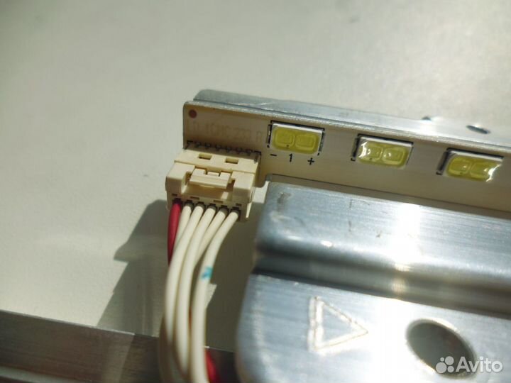 Подсветка на радиаторах от LG 42LV3700