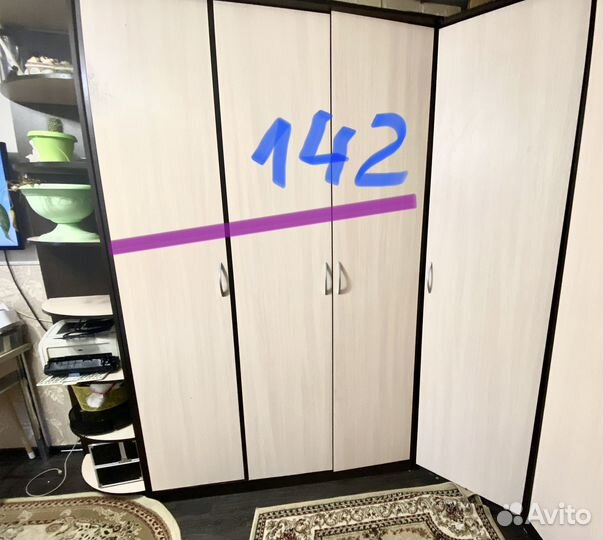 Шкафы для одежды